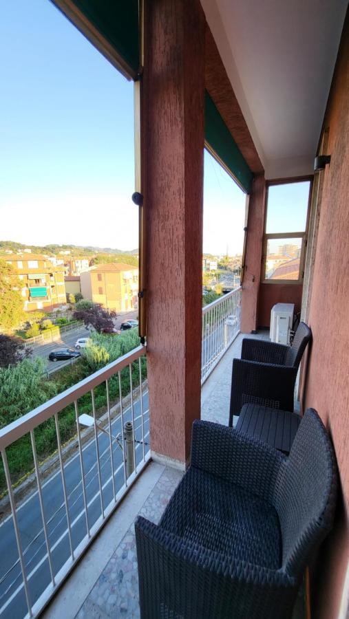 La Casa Del Buonviaggio Apartment Специя Екстериор снимка